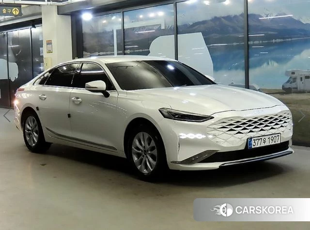 Kia K8 2022 Белый из Кореи