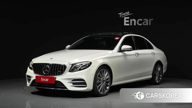 Mercedes-Benz E-Class W213 2019 Белый из Кореи