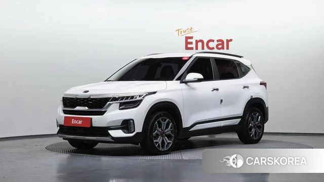 Kia Seltos 2021 Белый из Кореи