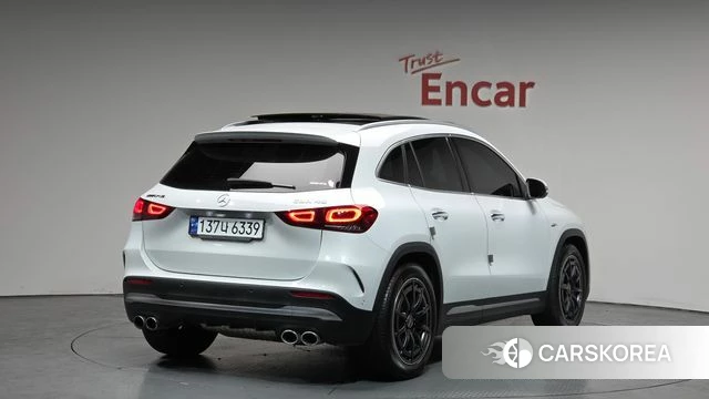 Mercedes-Benz GLA - Class H247 2023 Белый из Кореи