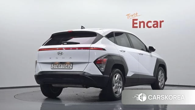 Hyundai Kona (SX2) 2023 Белый из Кореи