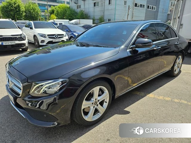 Mercedes-Benz E-Class W213 2018 Черный из Кореи