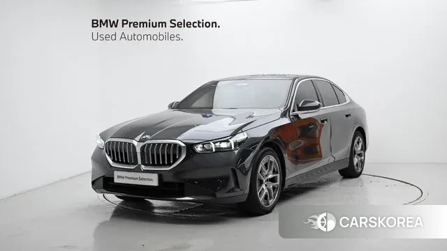 BMW 5 Series (G60) 2024 Черный из Кореи