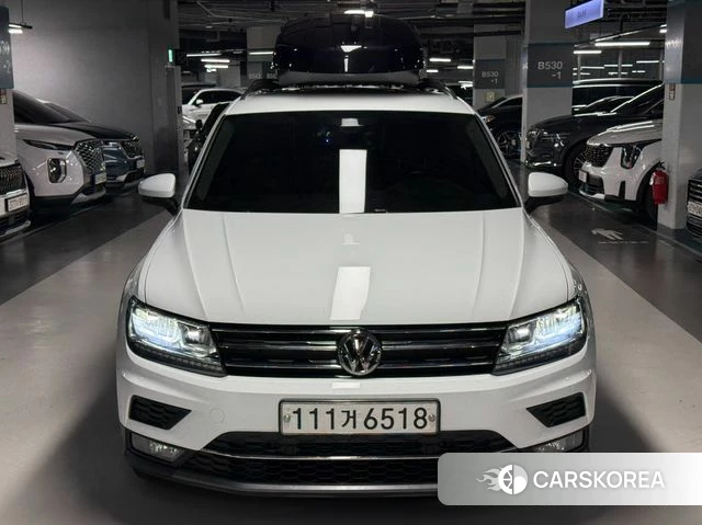 Volkswagen Tiguan second Generation 2020 Белый из Кореи