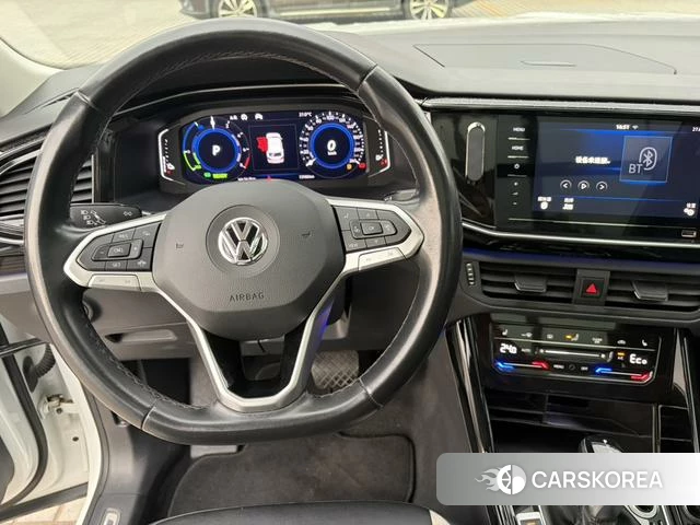 Volkswagen Tanyue GTE 2021 Белый из Китая