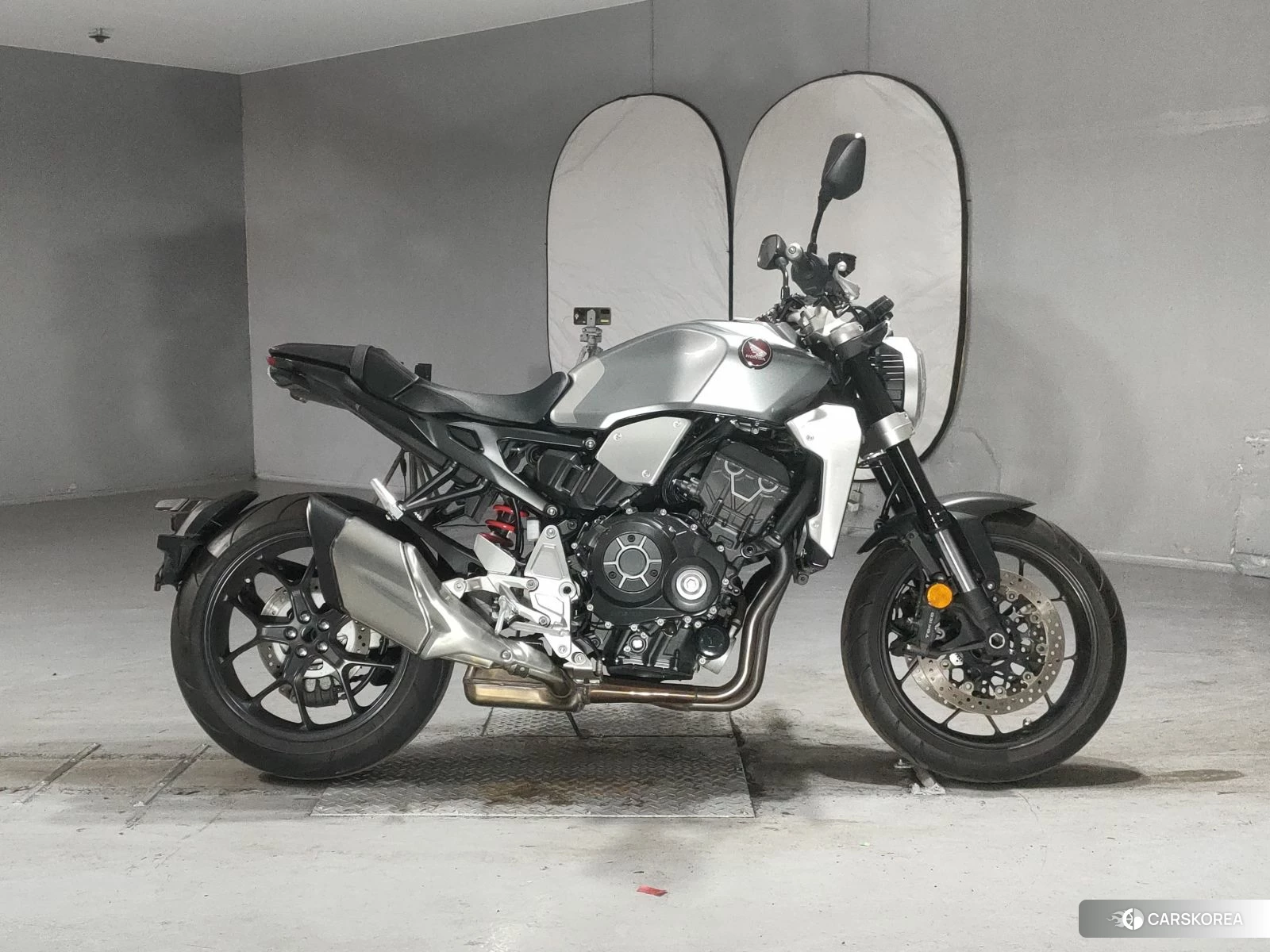 Проданный Honda CB1000R 2020 из Японии, фото 2