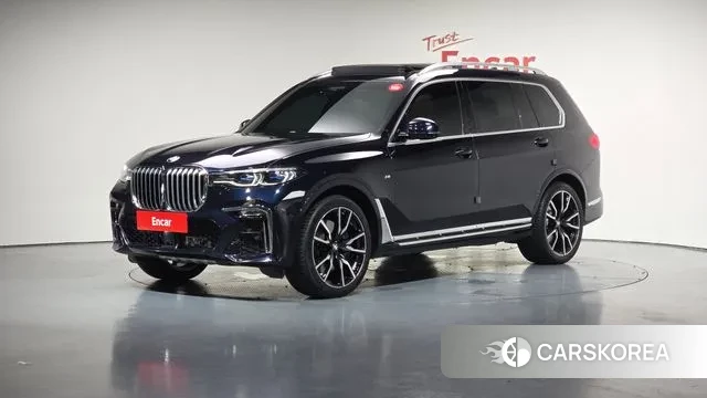 BMW X7 (G07) 2021 Черный из Кореи