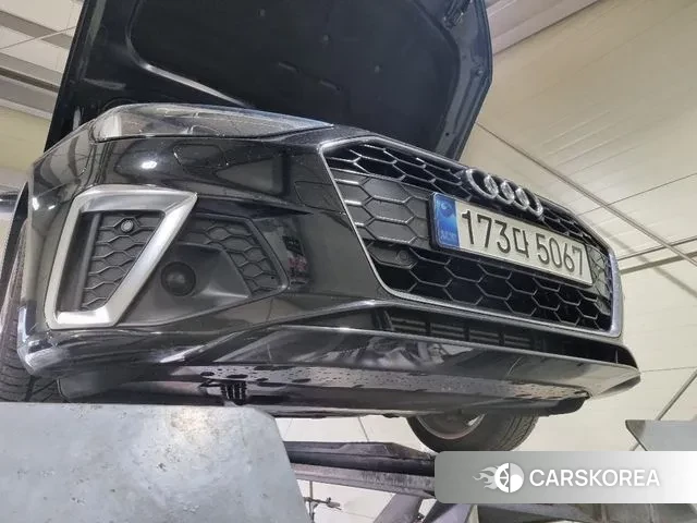 Audi A4 (B9) 2021 Черный из Кореи