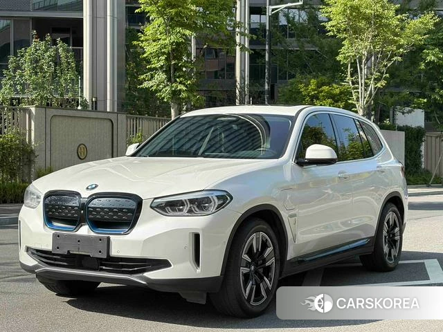 BMW iX3 2021 Белый из Китая
