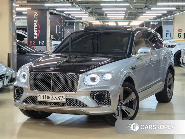 Bentley Bentayga 2023 Коричневый двухцветный из Кореи