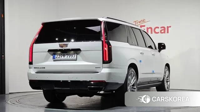 Cadillac Escalade 5th Generation 2025 Белый из Кореи