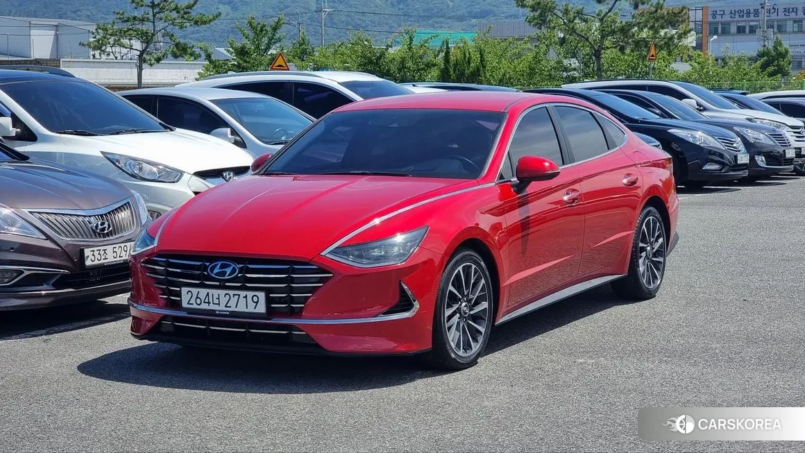 Hyundai Sonata (DN8) 2019 Красный из Кореи