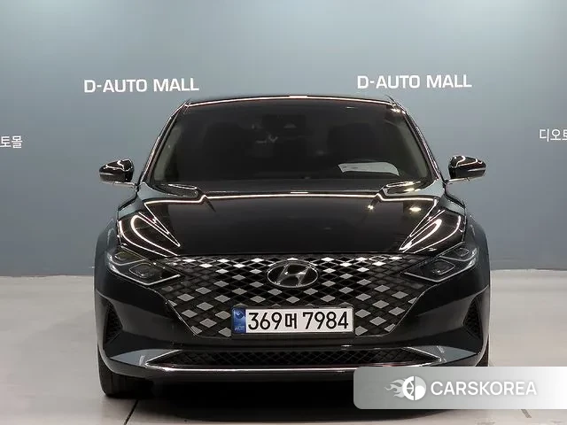 Hyundai The New Grandeur IG Hybrid 2022 Черный из Кореи