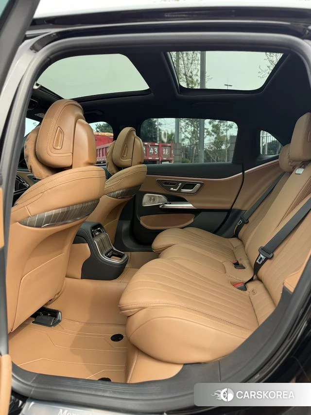Mercedes-Benz E-class 2025 Черный из Китая