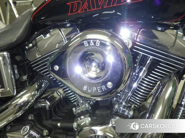 Engine photo