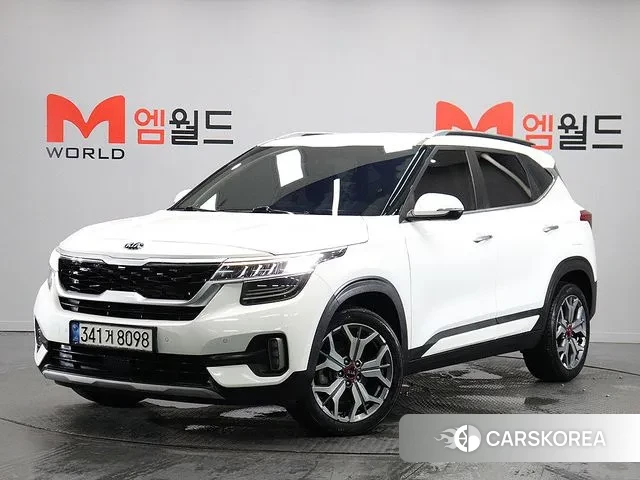 Kia Seltos 2020 Белый из Кореи