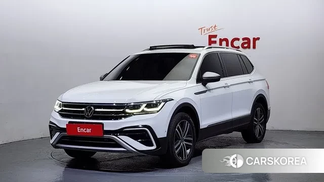 Volkswagen Tiguan Allspace 2022 Белый из Кореи