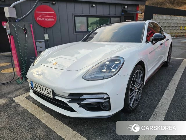 Porsche Panamera (971) 2022 Белый из Кореи
