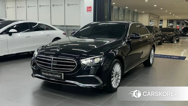 Mercedes-Benz E-Class W213 2023 Черный из Кореи