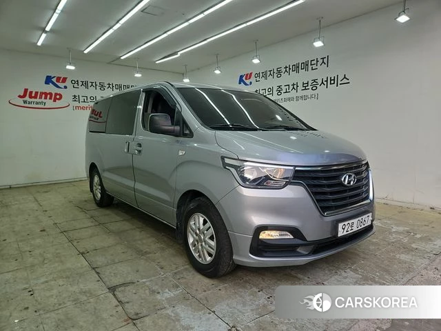 Hyundai The New Grand Starex 2019 Серебристо-серый из Кореи