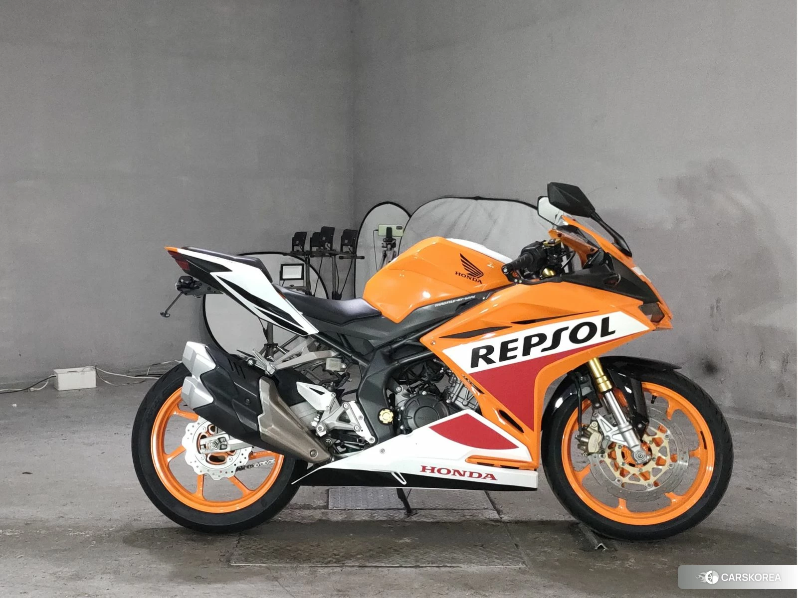 Honda CBR250RR 2017 из Японии, фото 2