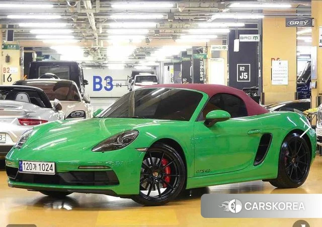 Porsche 718 Boxster 2023 Зеленый из Кореи