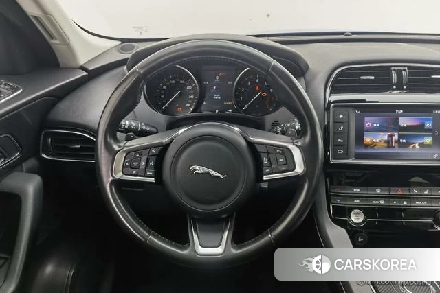 Jaguar F-PACE 2018 Синий из Китая