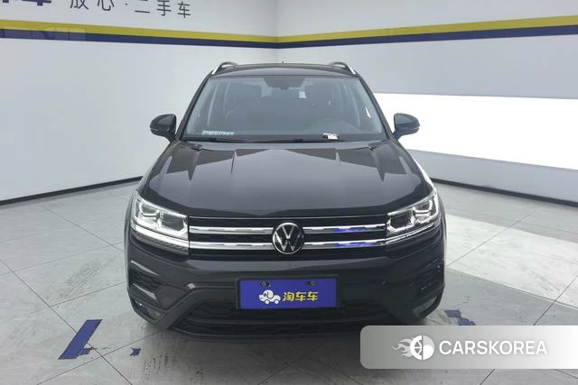 Volkswagen Tuyue 2021 Темно-серый из Китая