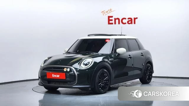 Mini Cooper 2022 Зеленый из Кореи