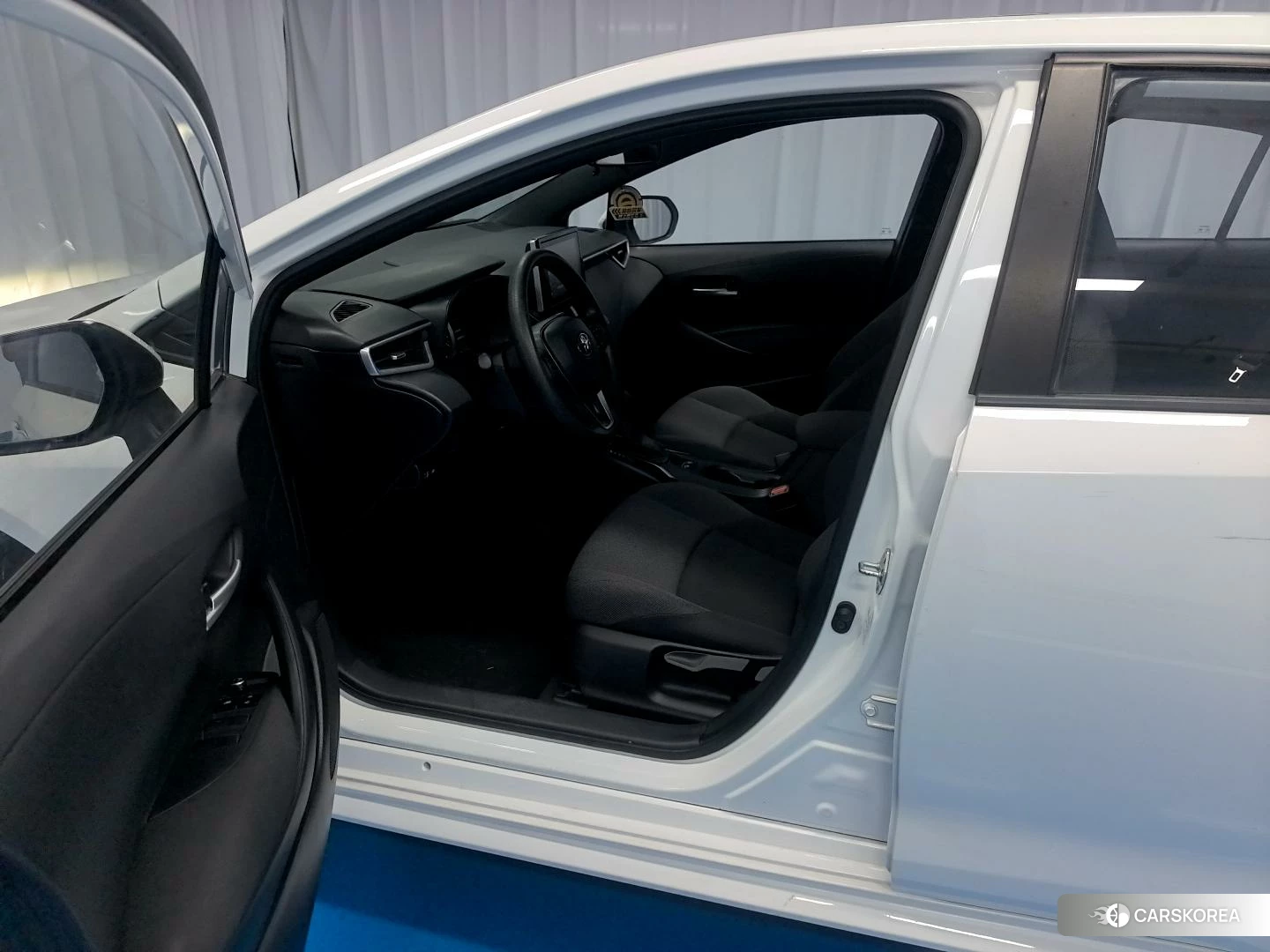 Toyota Lei Ling 2021 Белый из Китая