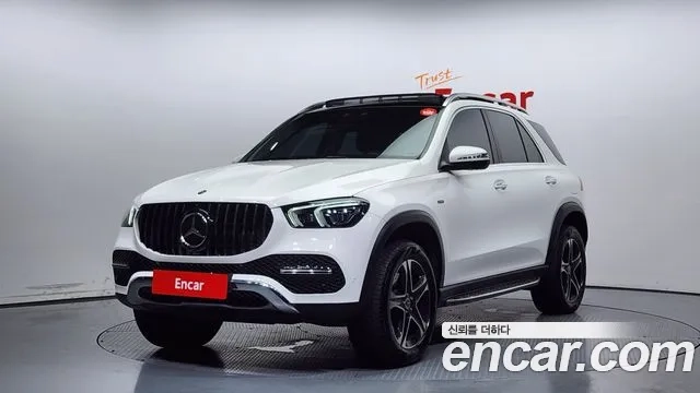 Mercedes-Benz GLE-Class W167 2021 Белый из Кореи