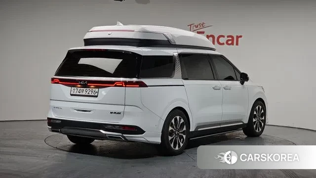 Kia Carnival 4th generation 2022 Белый из Кореи