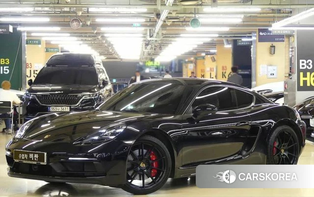 Porsche 718 Cayman 2022 Черный из Кореи