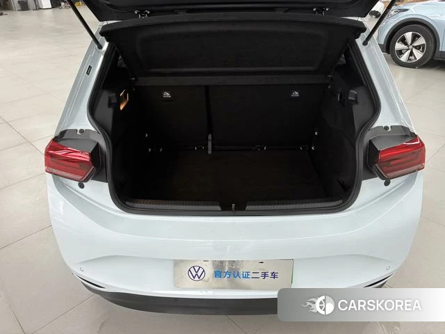 Volkswagen ID.3 2024 Белый из Китая