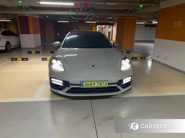 Porsche Panamera (971) 2021 Серебристо-серый из Кореи