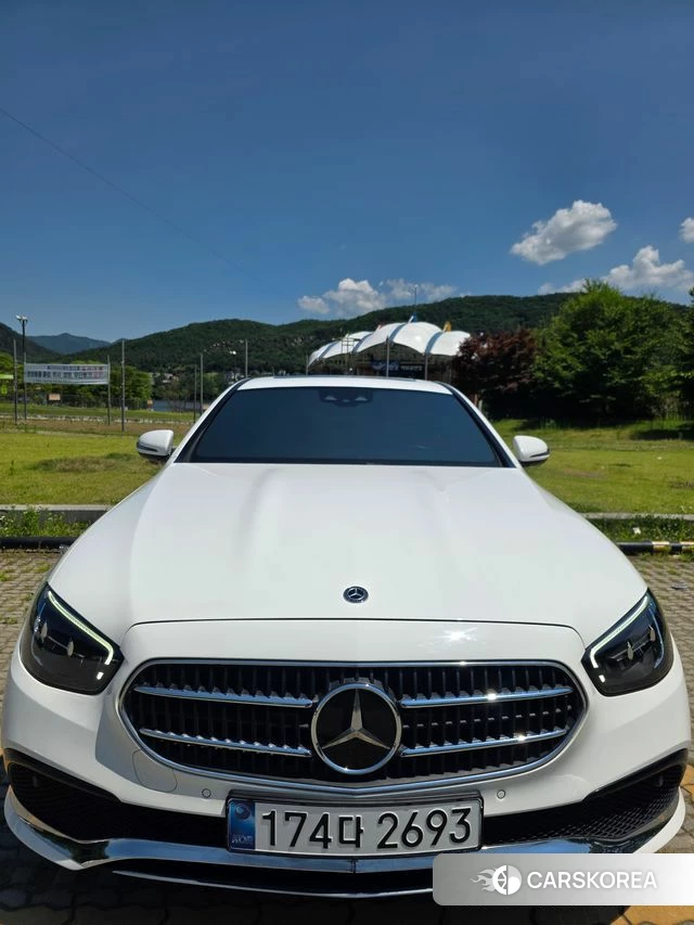 Mercedes-Benz E-Class W213 2020 Белый из Кореи