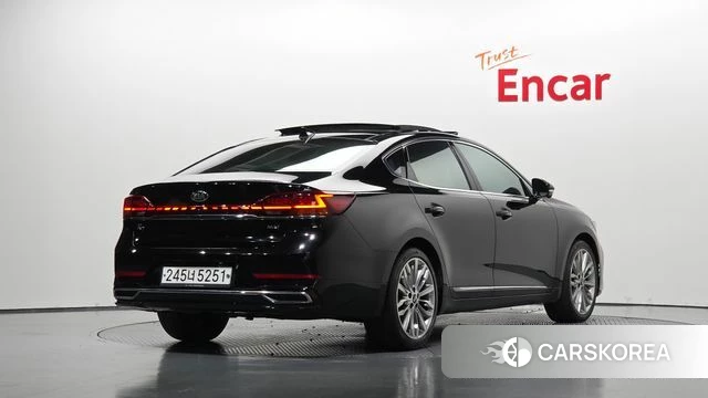 Kia K7 Premier 2019 Черный из Кореи