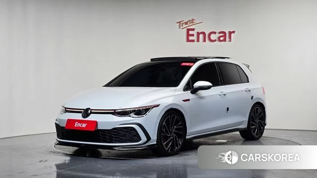 Volkswagen Golf 8th Generation 2024 Белый из Кореи
