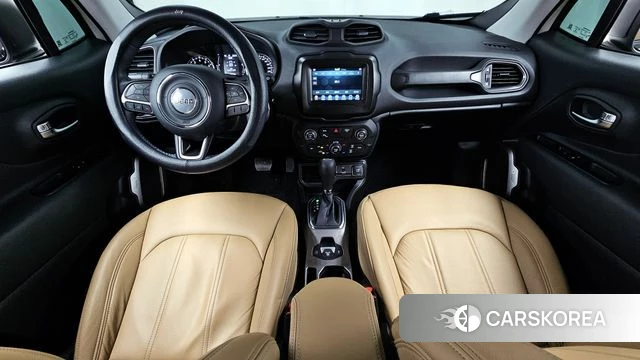 Jeep Renegade 2022 Белый из Кореи