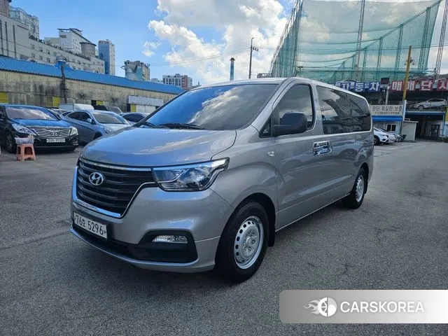 Hyundai The New Grand Starex 2021 Серый из Кореи