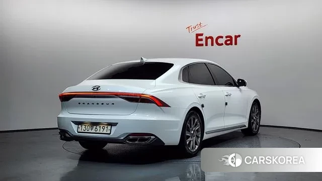Hyundai The New Grandeur IG Hybrid 2020 Белый из Кореи
