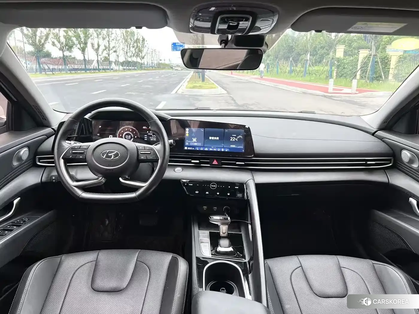 Hyundai Elantra 2021 Белый из Китая