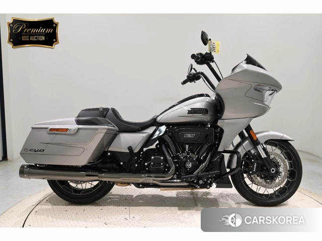 Проданный Harley-Davidson Road Glide FLTRXSE 1980 CVO 2023 из Японии