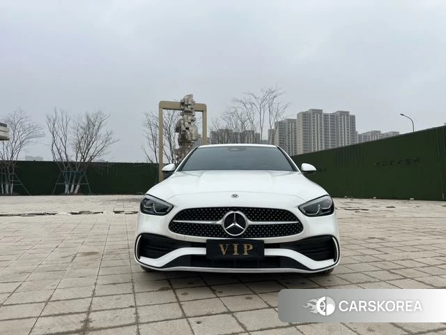 Mercedes-Benz Class C 2023 Белый из Китая