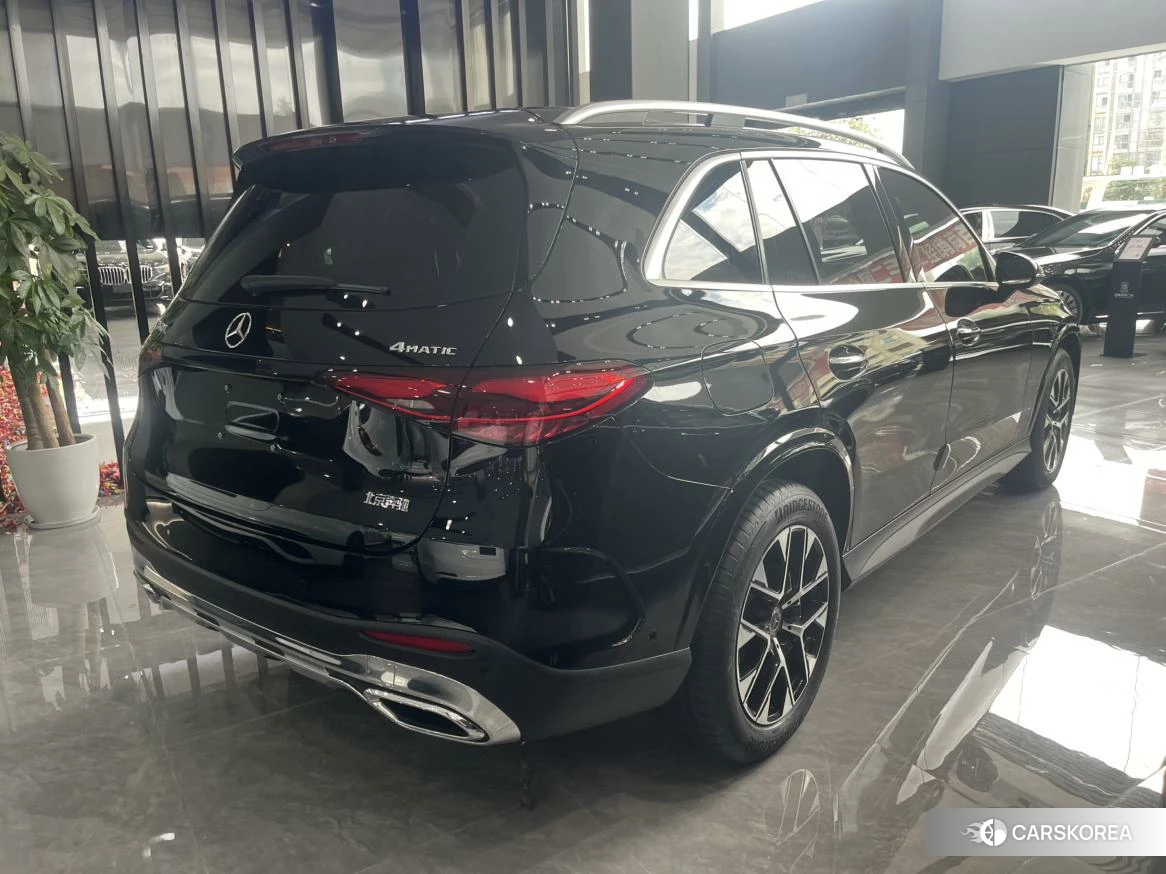 Mercedes-Benz GLC 2023 Черный из Китая