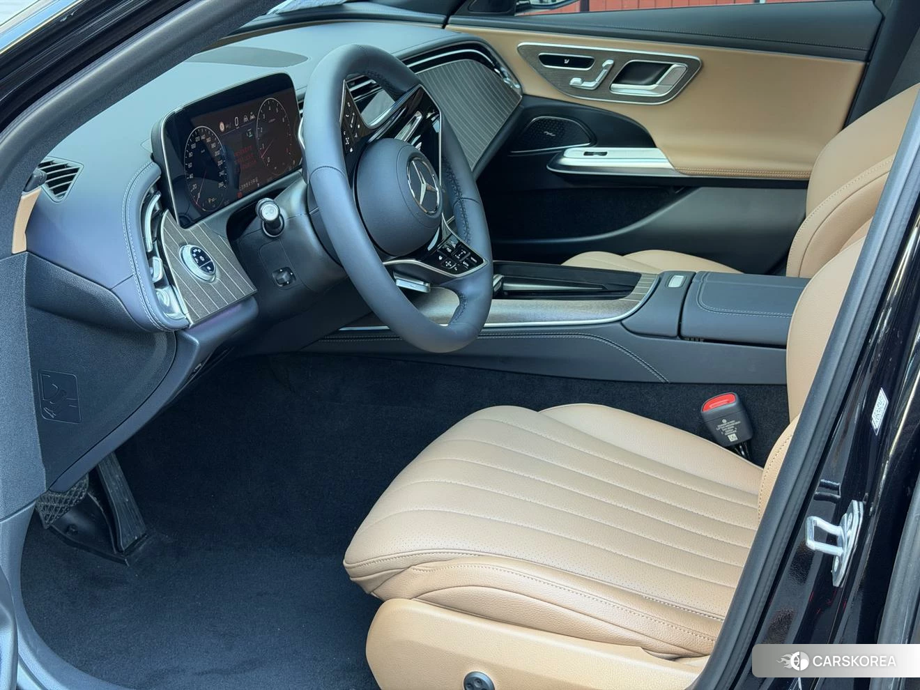 Mercedes-Benz E-class 2023 Черный из Китая