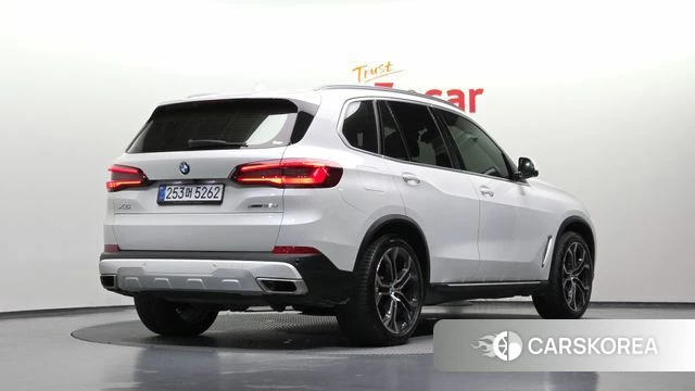 BMW X5 (G05) 2022 Белый из Кореи