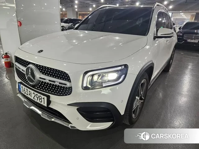Mercedes-Benz GLB-Class X247 2020 Белый из Кореи
