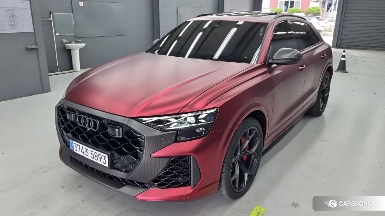 Audi RSQ8 (4M) 2025 Серый из Кореи