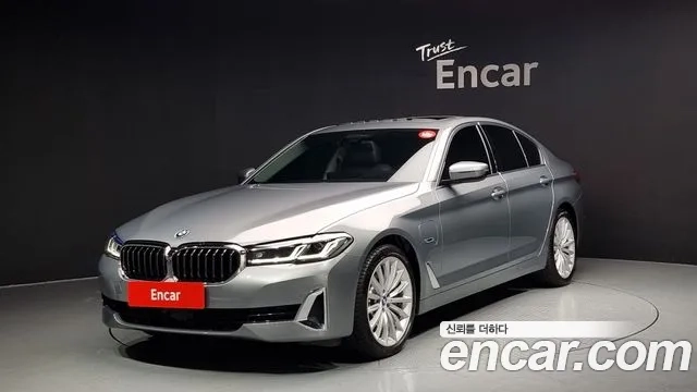 BMW 5 Series (G30) 2023 Серебряный из Кореи